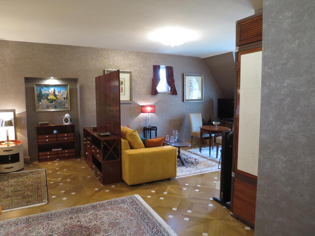 Kerblondel Bed & Breakfast Plouézocʼh Bagian luar foto