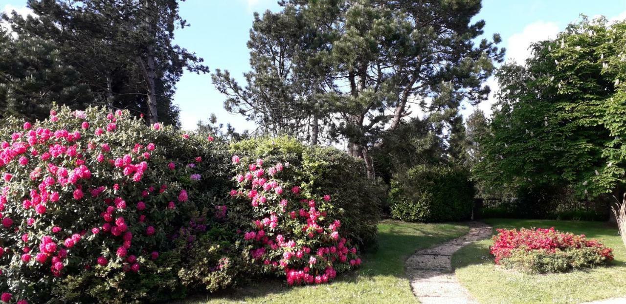 Kerblondel Bed & Breakfast Plouézocʼh Bagian luar foto
